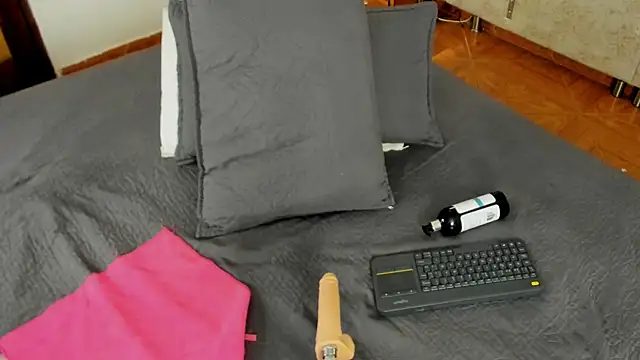 BellaBoobs  online show from 16, 4, 2026