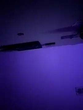 Butterflyann9090 online show from 28, 11, 2025