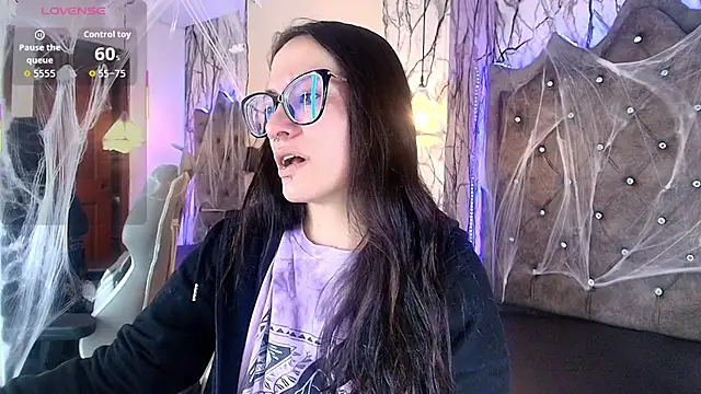 Zami Escobar of online show from 1, 11, 2025