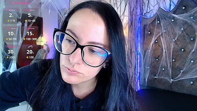 Zami Escobar of online show from 18, 10, 2025