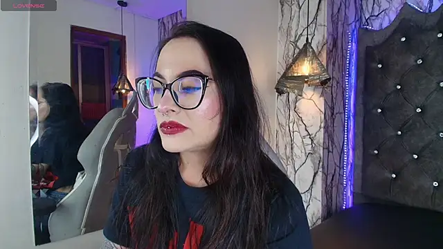 Zami Escobar of online show from 6, 10, 2025