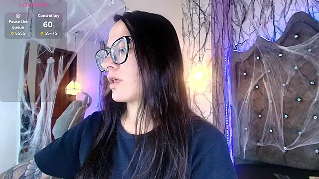 Zami Escobar of online show from 24, 10, 2025