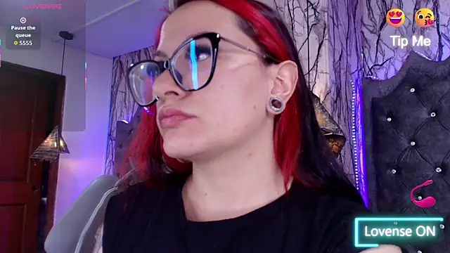 Zami Escobar of online show from 3, 4, 2026