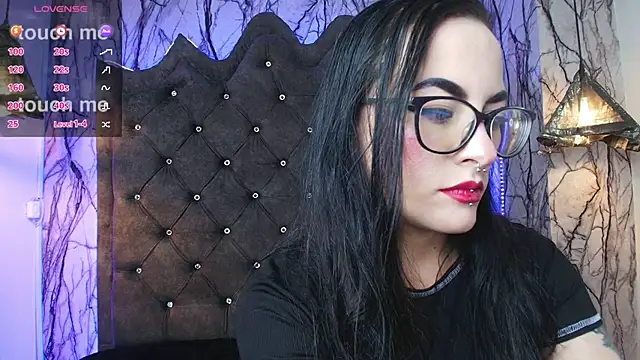 Zami Escobar of online show from 14, 9, 2025