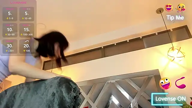 Candy Hott7 online show from 20, 10, 2025