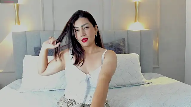 victoria bourne online show from 8, 9, 2025