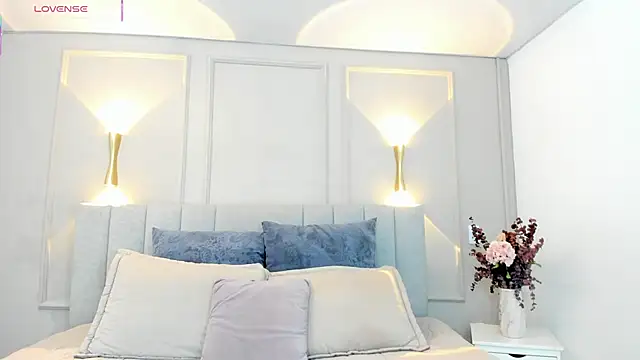 victoria bourne online show from 20, 12, 2025