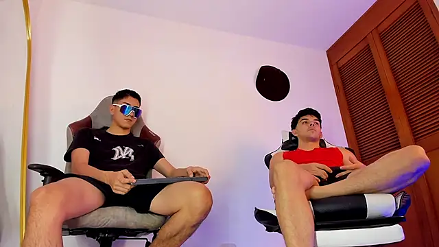 Snapshot of sotooliver3 chatting on 2, 11, 2025 sotooliver3 online show from 2, 11, 2025