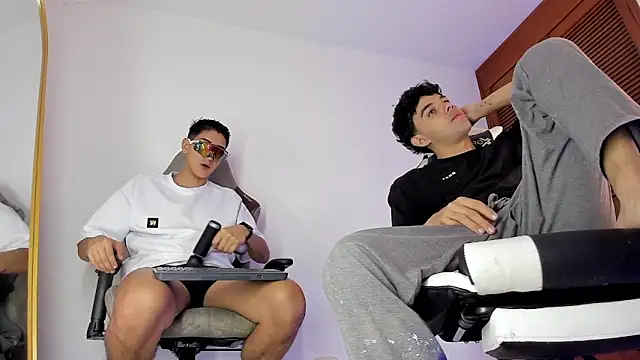 sotooliver3 online show from 23, 2, 2026