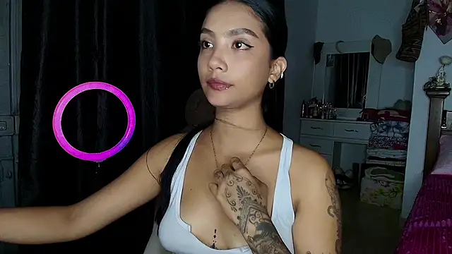 mia yireth online show from 12, 9, 2025