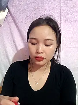 Lili lovely online show from 25, 10, 2025