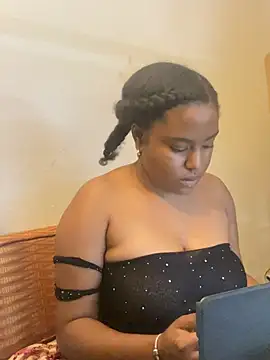 princesslivv online show from 4, 6, 2026