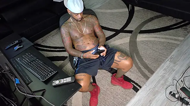 SLANGONDEMHOES online show from 13, 9, 2025