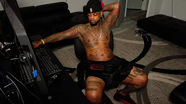 SLANGONDEMHOES online show from 10, 3, 2026