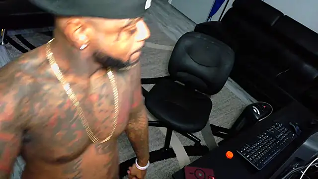 SLANGONDEMHOES online show from 17, 12, 2025