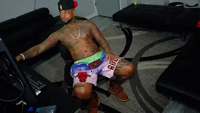 SLANGONDEMHOES online show from 4, 4, 2026