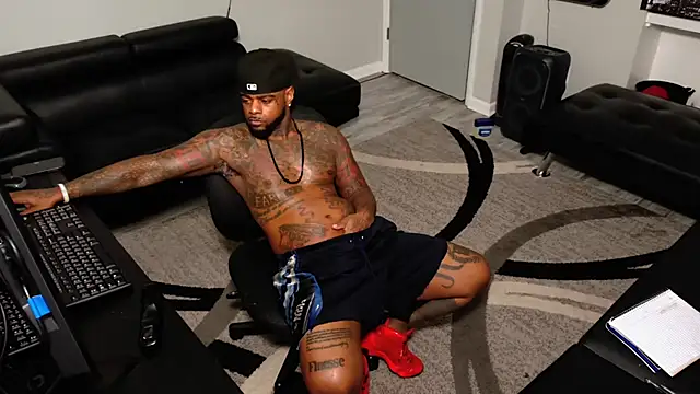 SLANGONDEMHOES online show from 9, 2, 2026