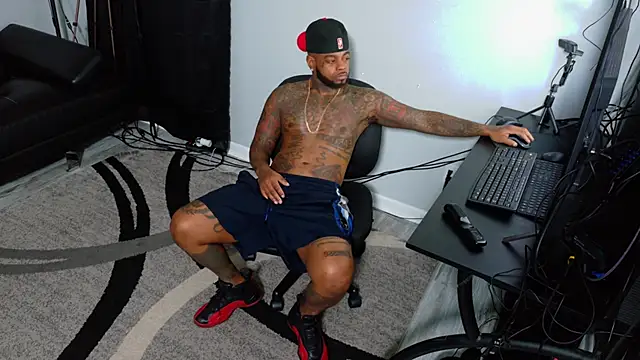 SLANGONDEMHOES online show from 14, 11, 2025