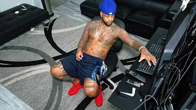 SLANGONDEMHOES online show from 14, 1, 2026