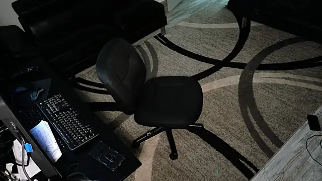 SLANGONDEMHOES online show from 5, 10, 2025