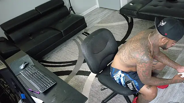 SLANGONDEMHOES online show from 15, 9, 2025