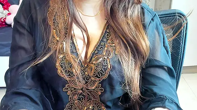 Shawtty Girl online show from 19, 11, 2025