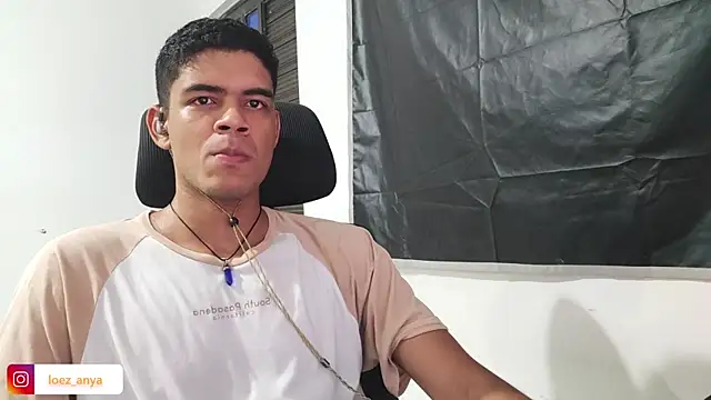 jonhsebastiann online show from 8, 1, 2026