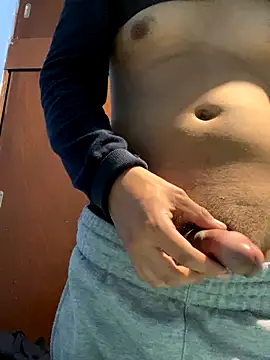 Snapshot of zzagreo chatting on 15, 10, 2025 zzagreo online show from 15, 10, 2025