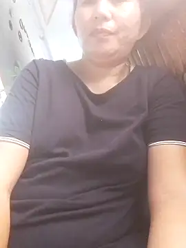 Snapshot of sweet_candiceee chatting on 16, 9, 2025 sweet candiceee online show from 16, 9, 2025