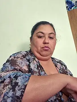 curvy diva  online show from 11, 2, 2026