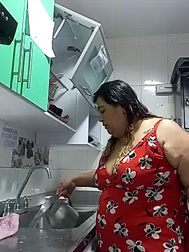 curvy diva  online show from 26, 11, 2025