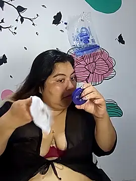 curvy diva  online show from 19, 10, 2025