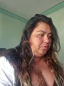 curvy diva  online show from 14, 3, 2026