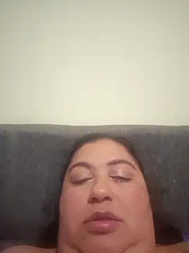 curvy diva  online show from 29, 9, 2025