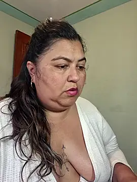 curvy diva  online show from 13, 3, 2026