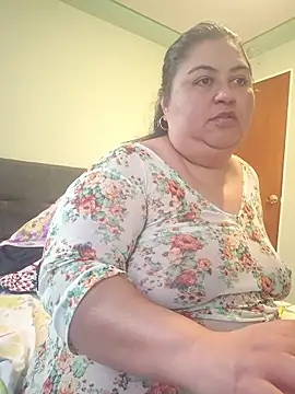 curvy diva  online show from 13, 1, 2026