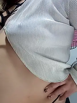 curvy diva  online show from 4, 10, 2025