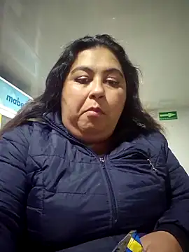 curvy diva  online show from 17, 10, 2025