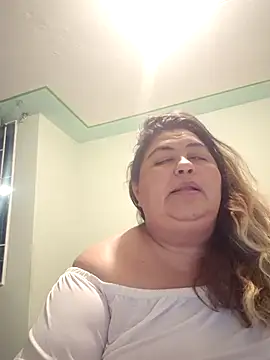 curvy diva  online show from 27, 11, 2025