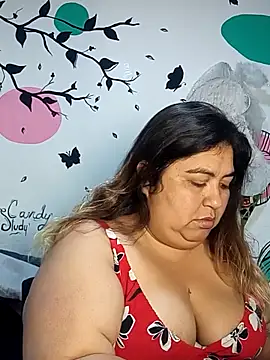 curvy diva  online show from 10, 11, 2025