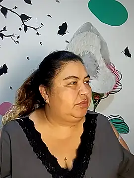 curvy diva  online show from 1, 12, 2025