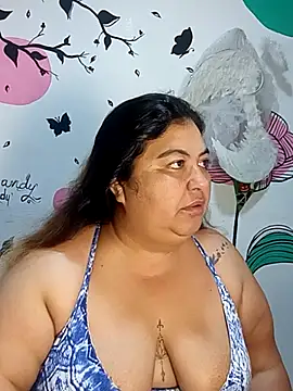 curvy diva  online show from 16, 11, 2025