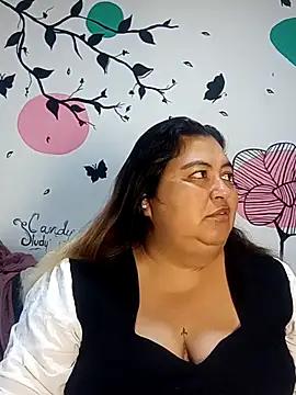 curvy diva  online show from 21, 10, 2025