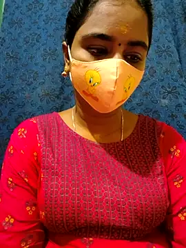 mini-queen online show from 4, 10, 2025