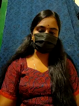 mini-queen online show from 9, 10, 2025