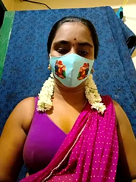 mini-queen online show from 15, 10, 2025