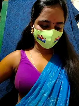 mini-queen online show from 19, 9, 2025