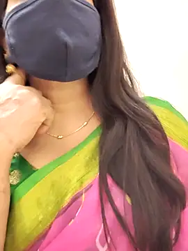 Snapshot of saritha29 chatting on 18, 6, 2026 saritha29 online show from 18, 6, 2026