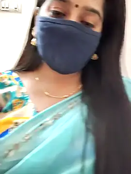 Snapshot of saritha29 chatting on 7, 7, 2026 saritha29 online show from 7, 7, 2026