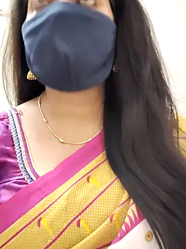 Snapshot of saritha29 chatting on 6, 7, 2026 saritha29 online show from 6, 7, 2026